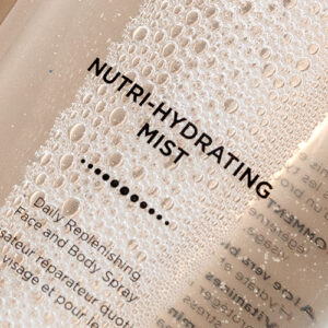 NutriHydrating Mist Macro on bottle logo cream 500@72dpi