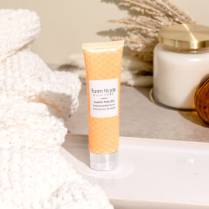 Hand Polish Standing on trey fall blanket 2000